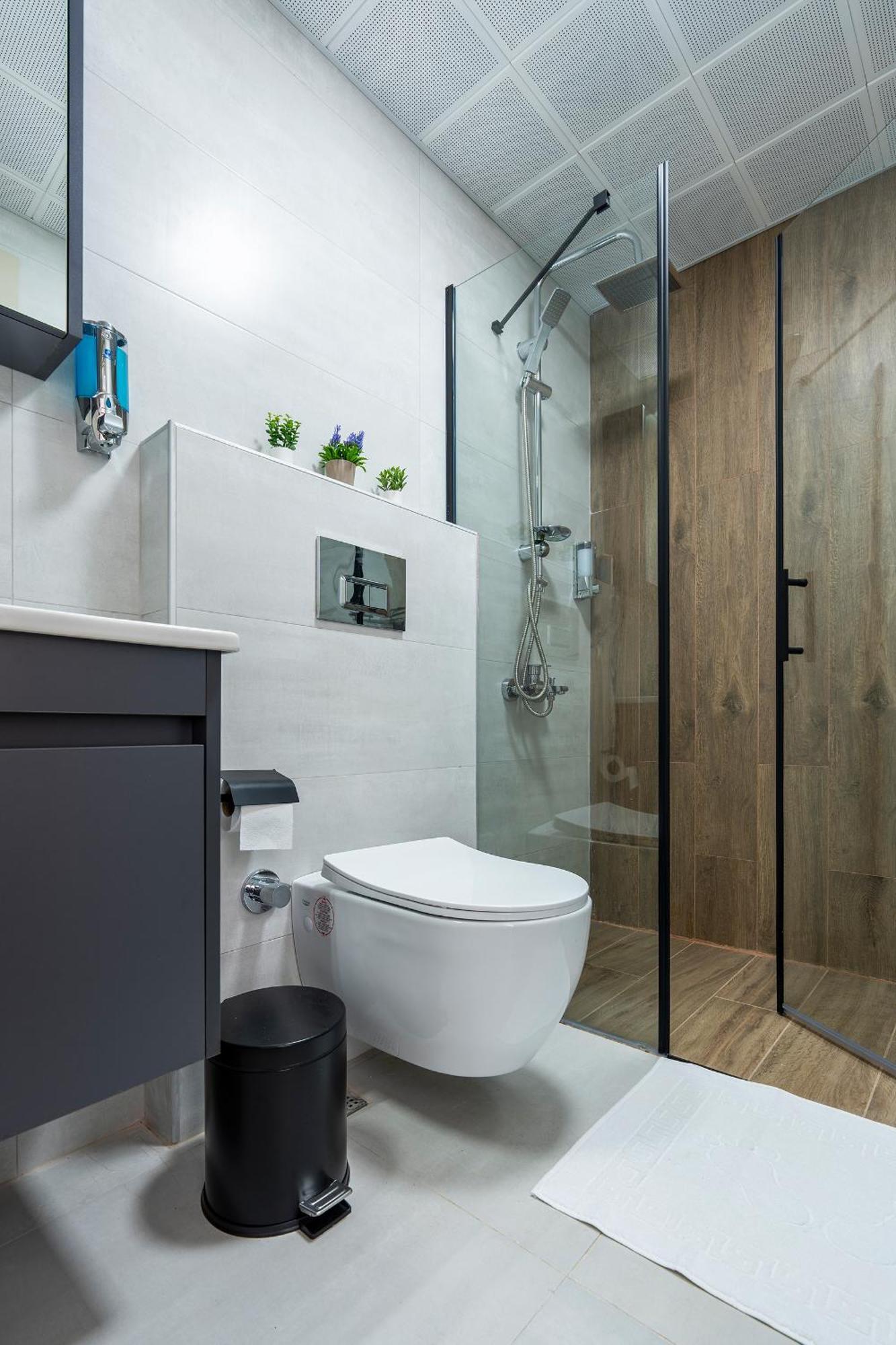 אנטליה Doqu Suites Hotel מראה חיצוני תמונה