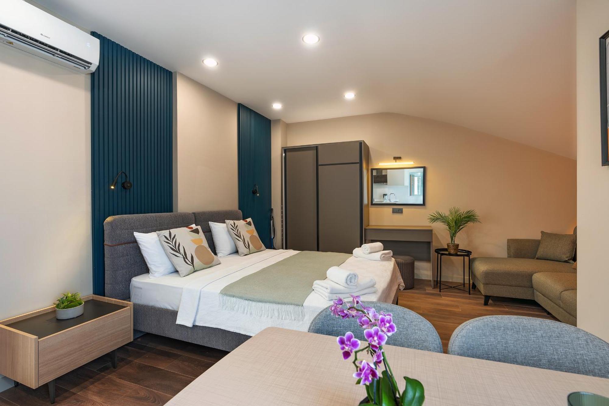 אנטליה Doqu Suites Hotel מראה חיצוני תמונה