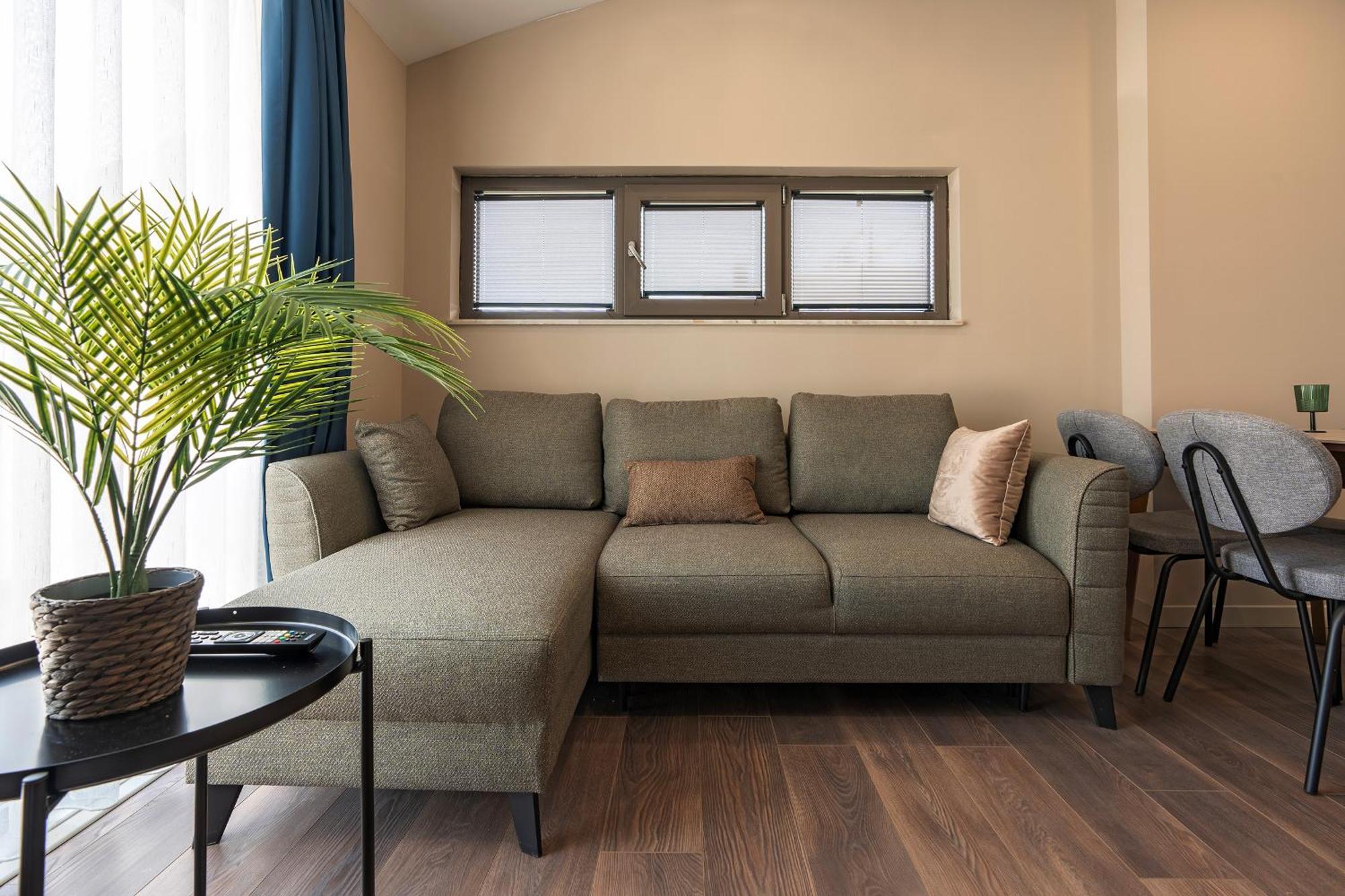 אנטליה Doqu Suites Hotel מראה חיצוני תמונה