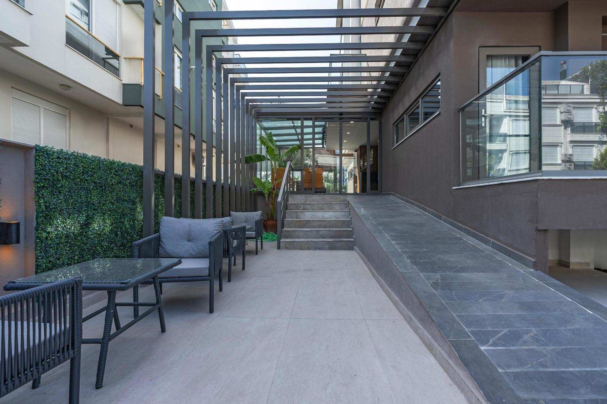 אנטליה Doqu Suites Hotel מראה חיצוני תמונה
